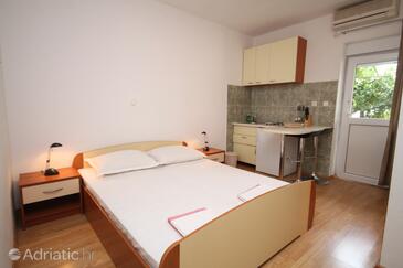 Ferienwohnungen mit Parkplatz Makarska - 6696