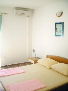 Apartmanok a tenger mellett Zivogosce - Porat, Makarska - 6699