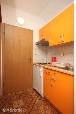 Apartmanok a tenger mellett Zivogosce - Porat, Makarska - 6699
