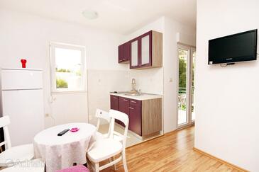 Apartments by the sea Drvenik Donja vala, Makarska - 6701