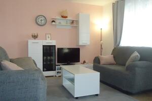 Three bedroom apartment Makarska (A-6717-a)
