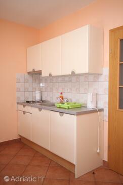 Apartments by the sea Baška Voda, Makarska - 6718