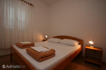 Apartments with parking space Gradac, Makarska - 6724