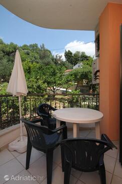 Apartments by the sea Podgora, Makarska - 6725