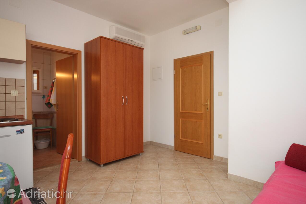 A-6725-e - Alloggi privati - Appartamenti accanto al mare Podgora, Macarsca - Makarska