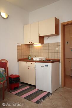 Appartamenti accanto al mare Podgora, Macarsca - Makarska - 6725