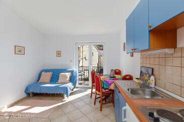 Apartmani uz more Podgora, Makarska - 6725