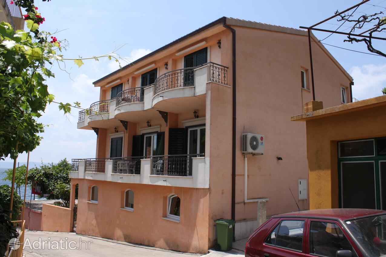 Alloggio - Appartamenti accanto al mare Podgora, Macarsca - Makarska