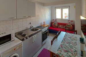 Two bedroom apartment Makarska (A-6729-a)