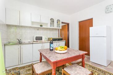 Apartments with parking space Podaca, Makarska - 6736