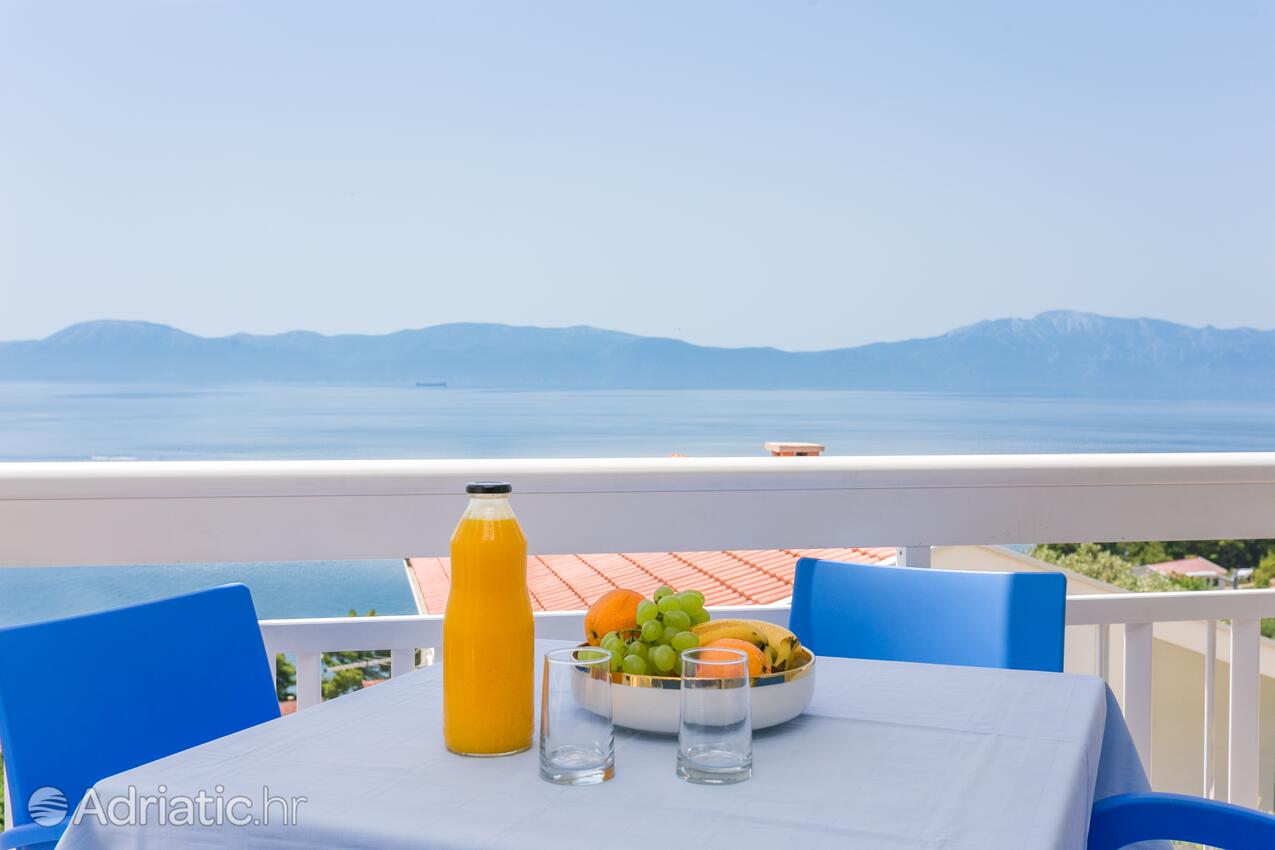AS-6736-a - Private accommodation - Apartments with a parking space Podaca, Makarska