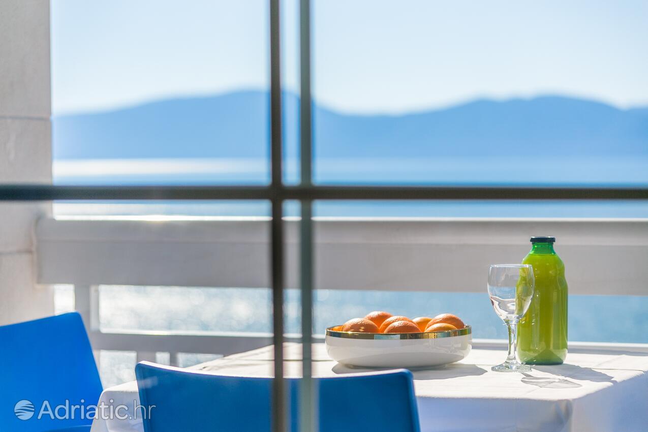 AS-6736-b - Private accommodation - Apartments with a parking space Podaca, Makarska