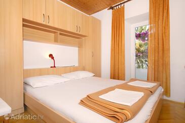 Apartmani uz more Bratuš, Makarska - 6746