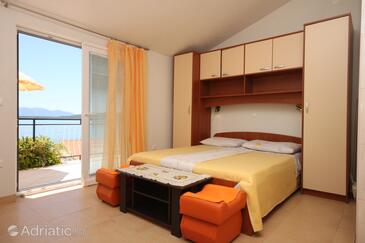 Ferienwohnungen und Zimmer mit Parklplatz Zivogosce - Blato, Makarska - 6755