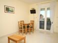 Baška Voda, Eetkamer in accommodatietype apartment, WiFi.