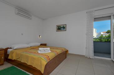 Jednoizbový apartmán Baška Voda, Makarská - Makarska (A-6763-d)