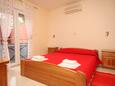 Baška Voda, Dormitorio en alojamiento de tipo apartment, aire acondicionado disponible y WiFi.