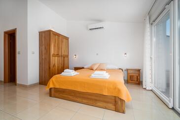 Апартаменты с парковкой Башка Вода - Baška Voda, Макарска - Makarska - 6763