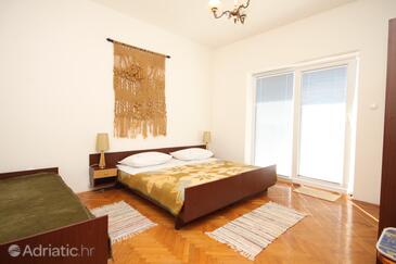 Apartmaji s parkingom Gata, Omiš - 6771