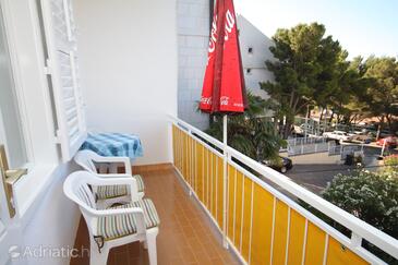 Rooms with a parking space Makarska - 6778