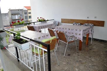 Trojizbový apartmán Makarská - Makarska (A-6784-c(