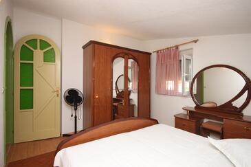 Apartamento com terraço Baška Voda, Dalmácia Central