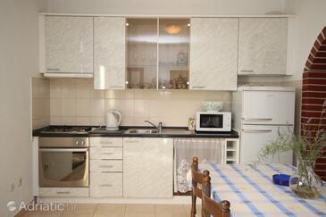 Apartamenty z parkingiem Makarska - 6792