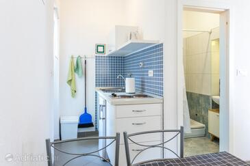 Apartments with parking space Igrane, Makarska - 6796