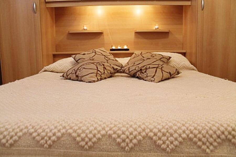 A-6817-a - Alojamiento privado - Apartamentos con piscina Tucepi, Makarska