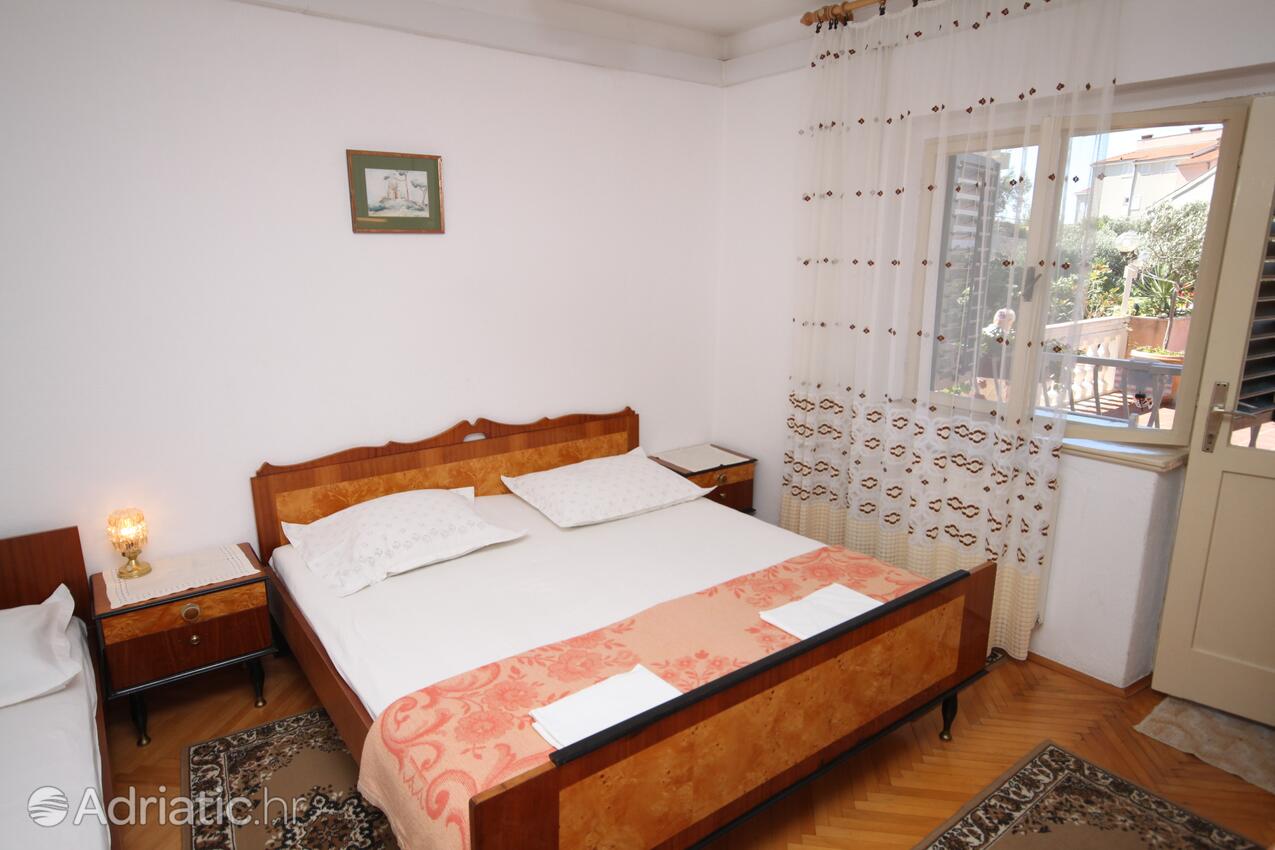 AS-6817-a - Alojamiento privado - Apartamentos con piscina Tucepi, Makarska