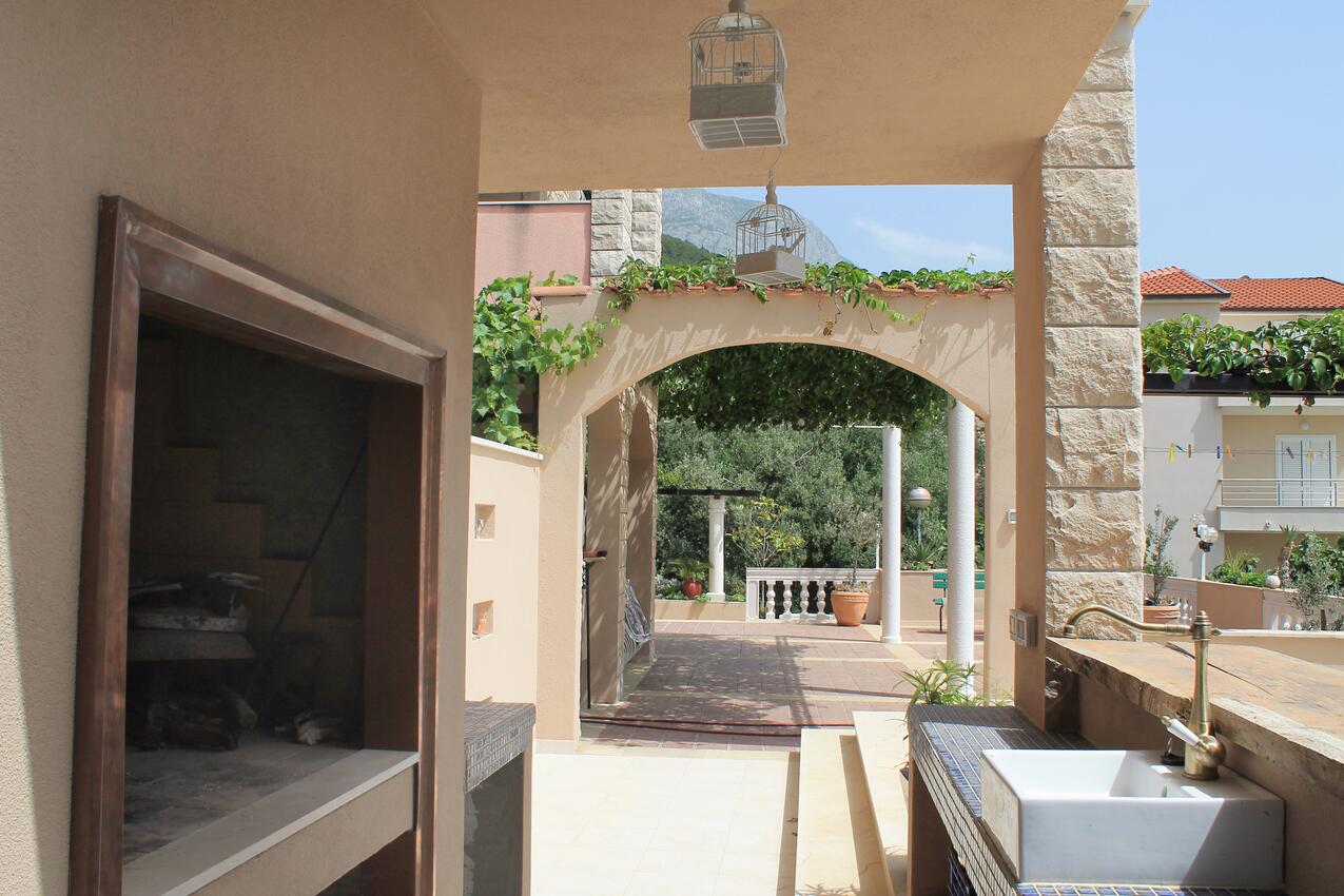 Jardín - Apartamentos con piscina Tucepi, Makarska