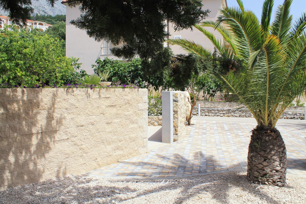 Aparcamiento - Apartamentos con piscina Tucepi, Makarska