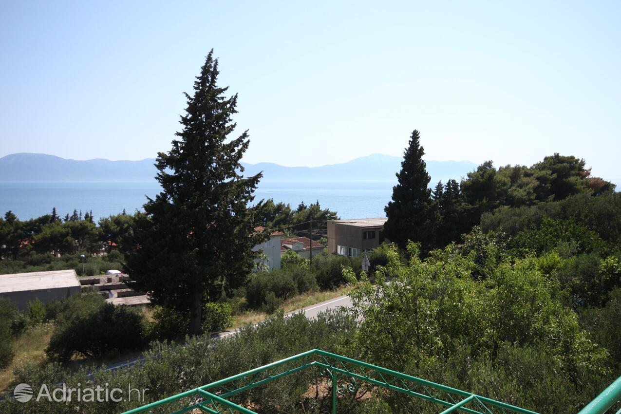 S-6819-b - Private accommodation - Apartments and rooms with parking space Gradac, Makarska
