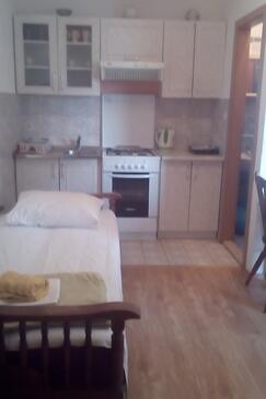 Apartments with parking space Gradac, Makarska - 6820