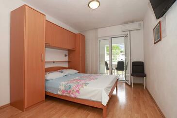 Studio flat Baška Voda, Makarska (AS-6827-j)