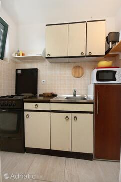 Apartments by the sea Podgora, Makarska - 6836