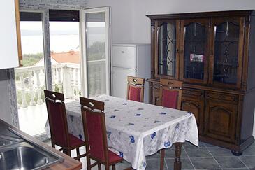 Apartmaji s parkingom Neviđane, Pašman - 684