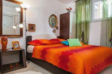 Apartmaji ob morju Makarska - 6843