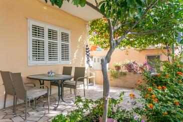 One bedroom apartment Podgora, Makarska (A-6846-b)