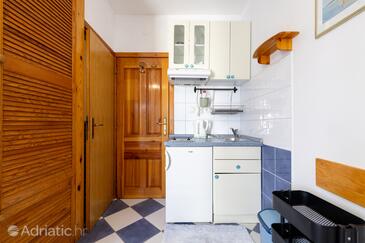 Apartments by the sea Sućuraj, Hvar - 6852