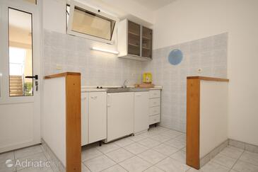 Appartamenti con parcheggio Tucepi, Macarsca - Makarska - 6857