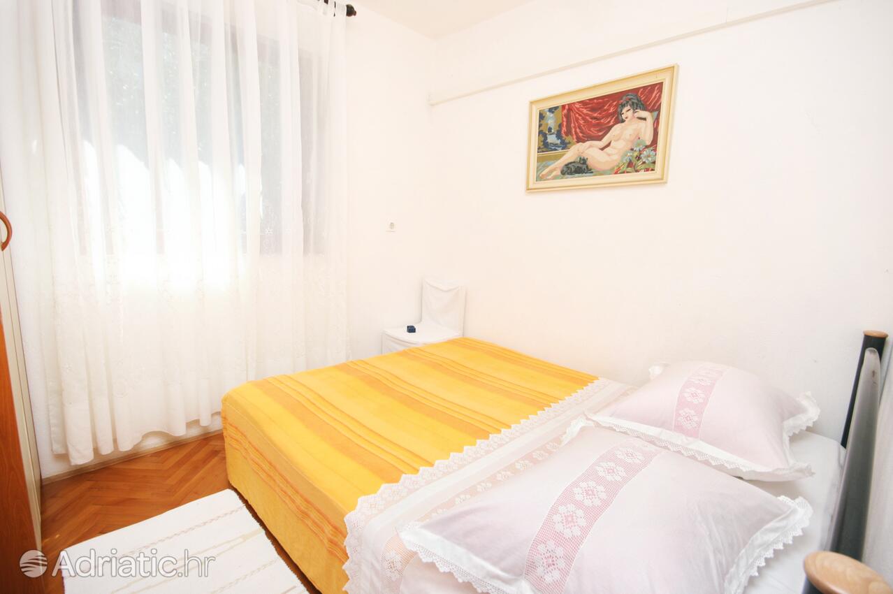 A-6859-a - Private accommodation - Apartments by the sea Okrug Donji, Čiovo