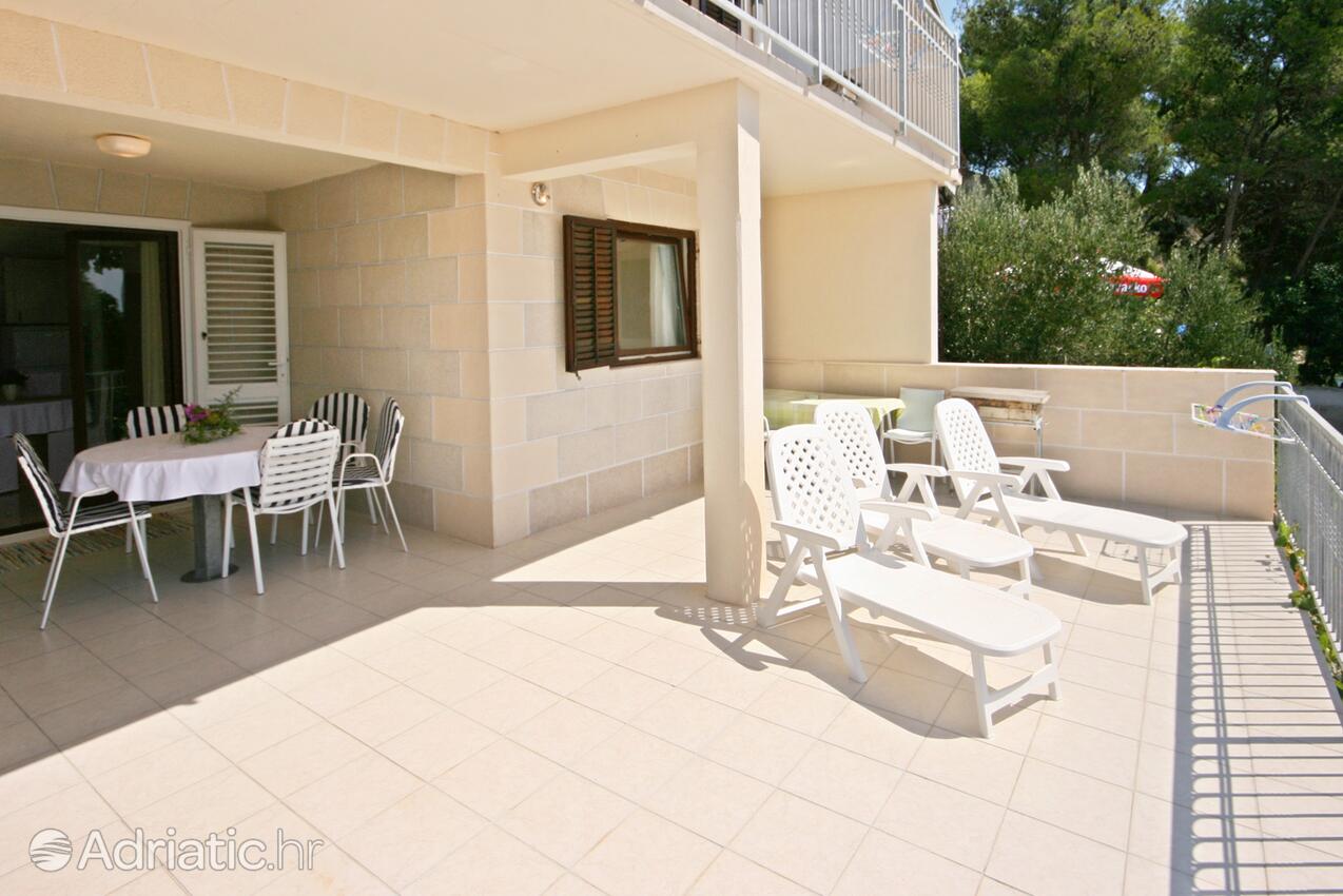 A-6859-a - Private accommodation - Apartments by the sea Okrug Donji, Čiovo