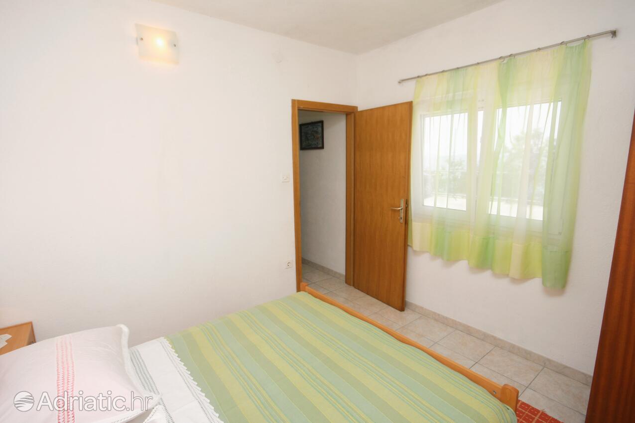 A-6859-b - Private accommodation - Apartments by the sea Okrug Donji, Čiovo