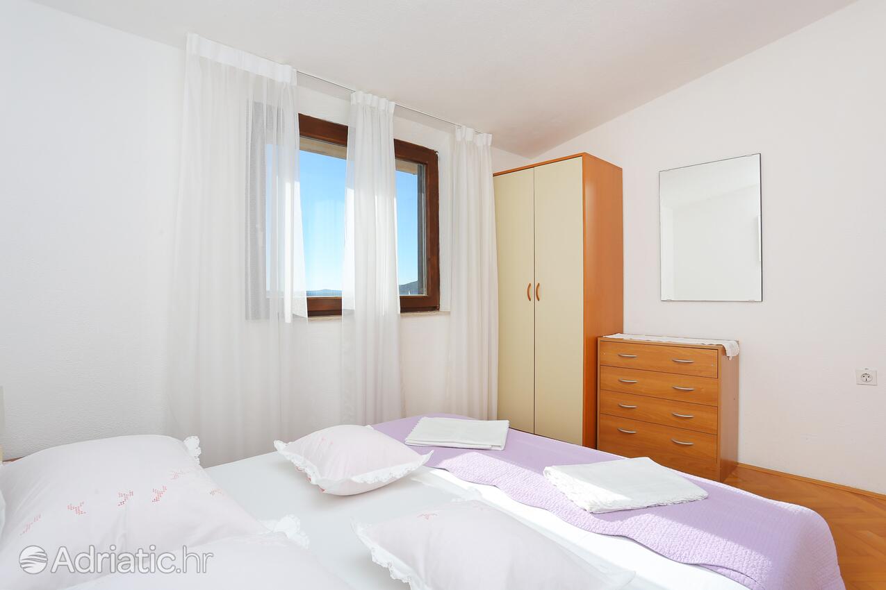 A-6859-c - Private accommodation - Apartments by the sea Okrug Donji, Čiovo