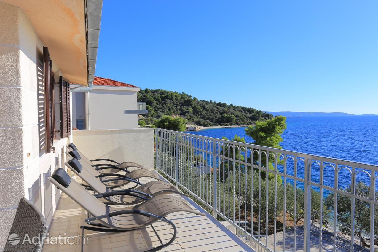 A-6859-c - Private accommodation - Apartments by the sea Okrug Donji, Čiovo