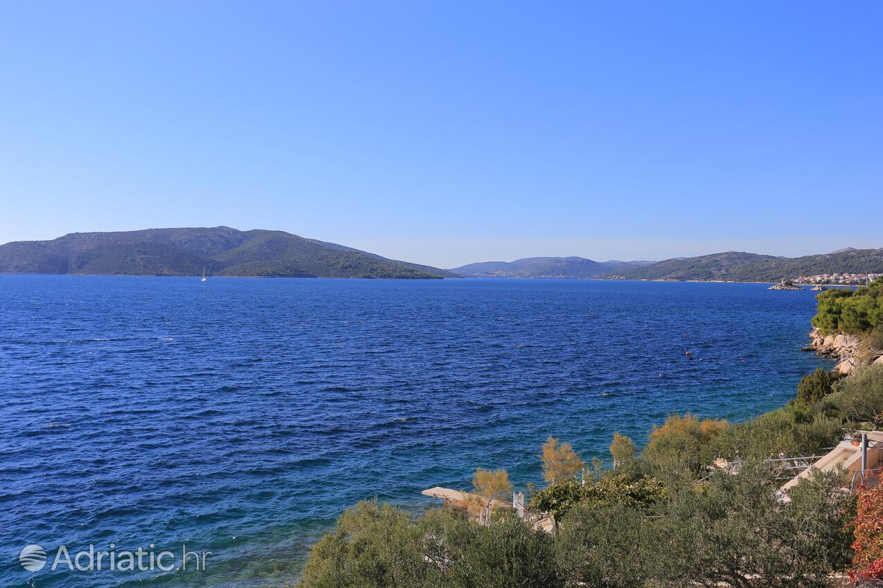 A-6859-c - Private accommodation - Apartments by the sea Okrug Donji, Čiovo