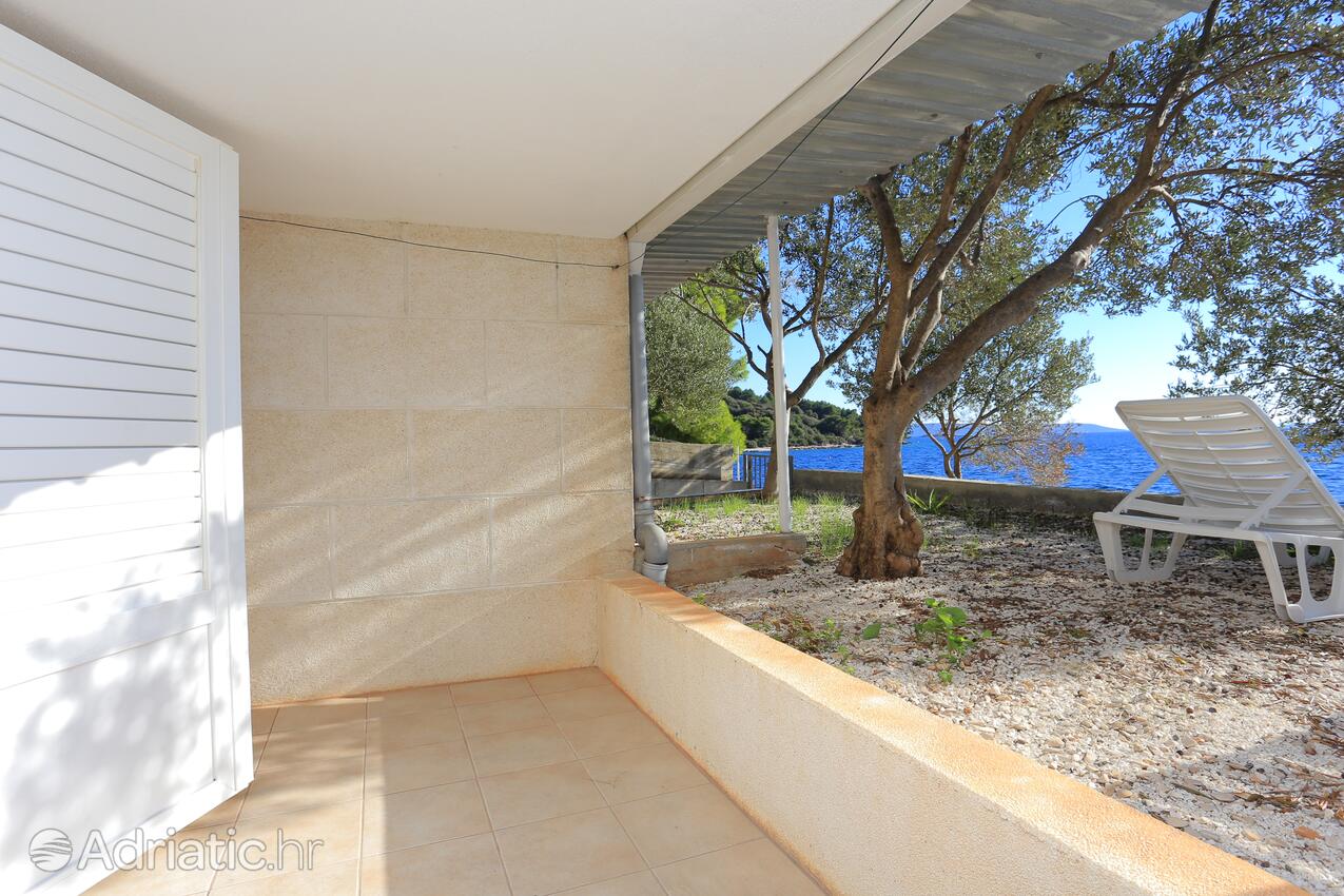 A-6859-d - Private accommodation - Apartments by the sea Okrug Donji, Čiovo
