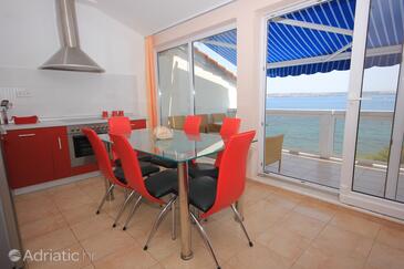 Apartmaji ob morju Tkon (Pašman) - 686