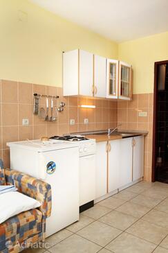 Apartments with parking space Rastići, Čiovo - 6863